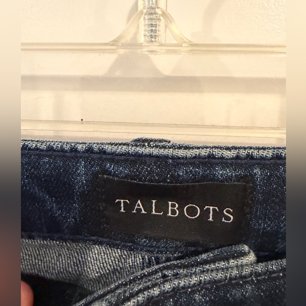 Talbots Straight Leg Jeans Size 4 Dark Wash - Picture 2 of 4